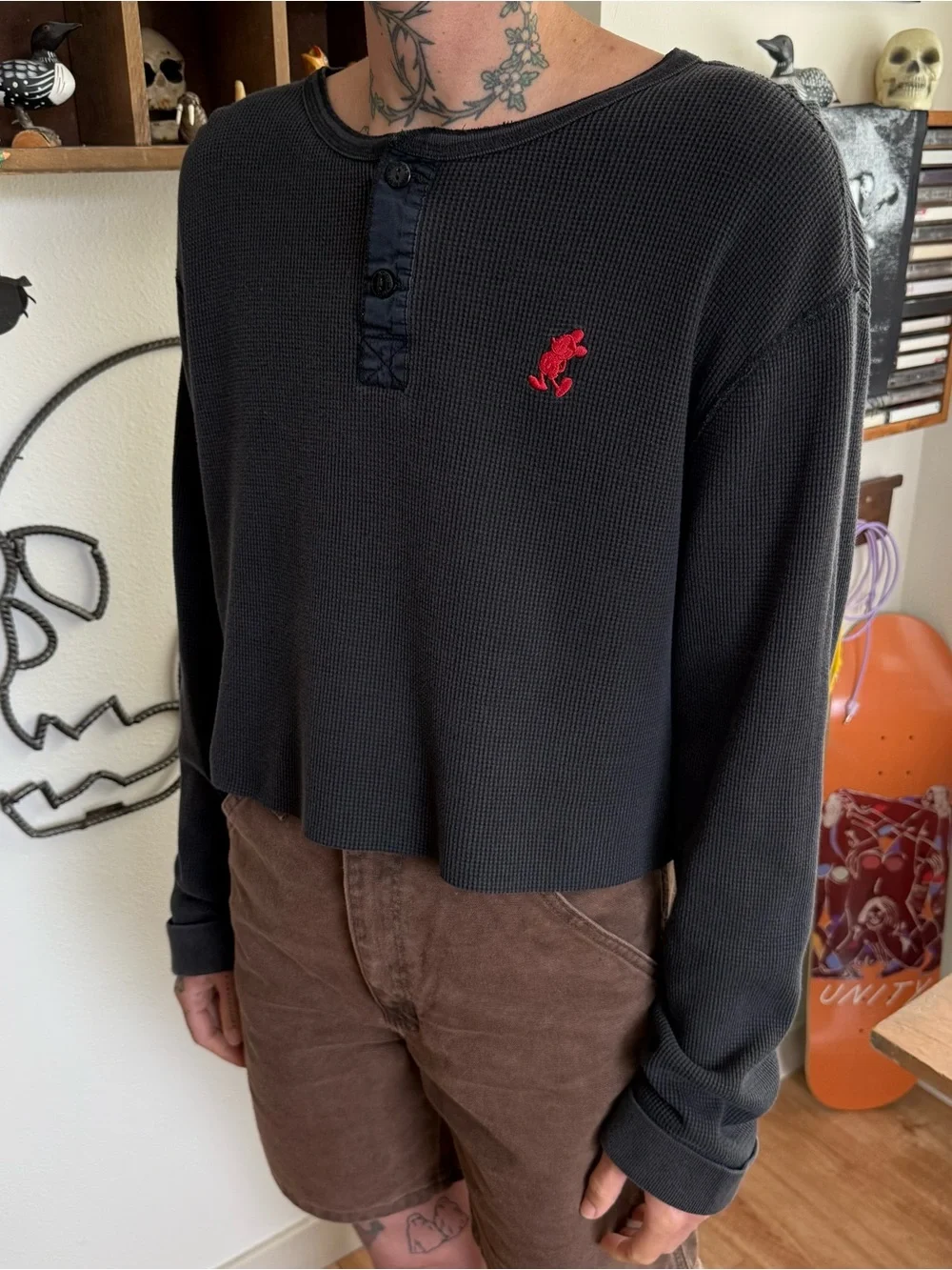Disney Embroidered Mickey Mouse Black Cropped Henley Thermal ~ Size XL